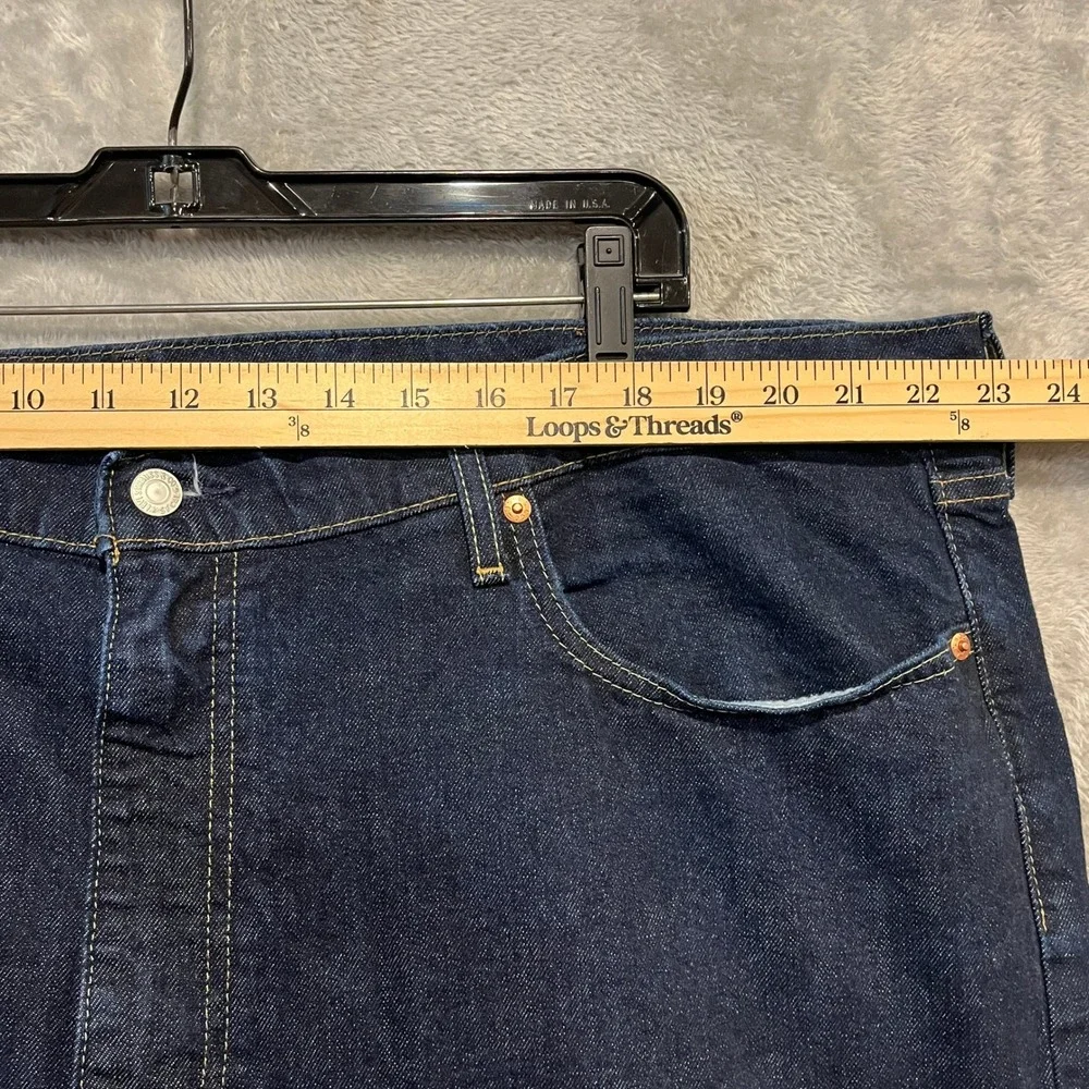 Levi's 502 Taper Jeans Men W48 L30 Dark Indigo Blue Premium Denim